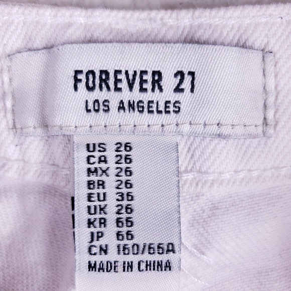 FOREVER 21 Light Pink Destroyed Raw Hem Jean Shorts Womens Size 26 High Rise - Picture 6 of 6